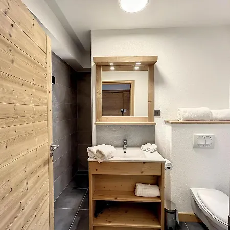 De Luxe 6 Avec Piscine Et Bien-etre A - Fr-1-560-107 Chalet *